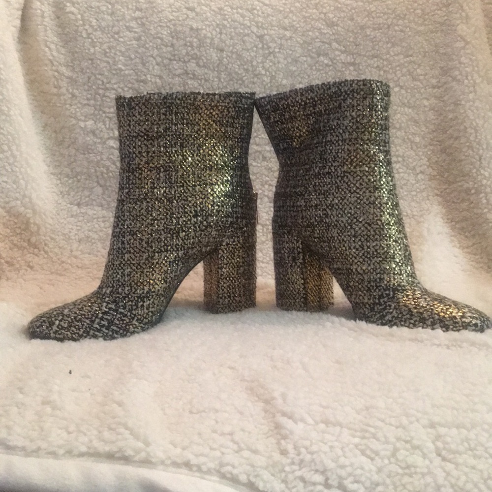 Jessica Simpson Black / Gold Boots